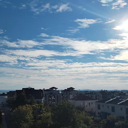 Adagio Sarafovo شقة *